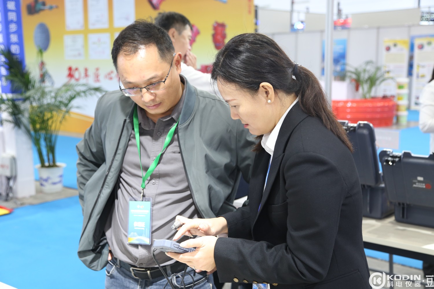 戳我試試